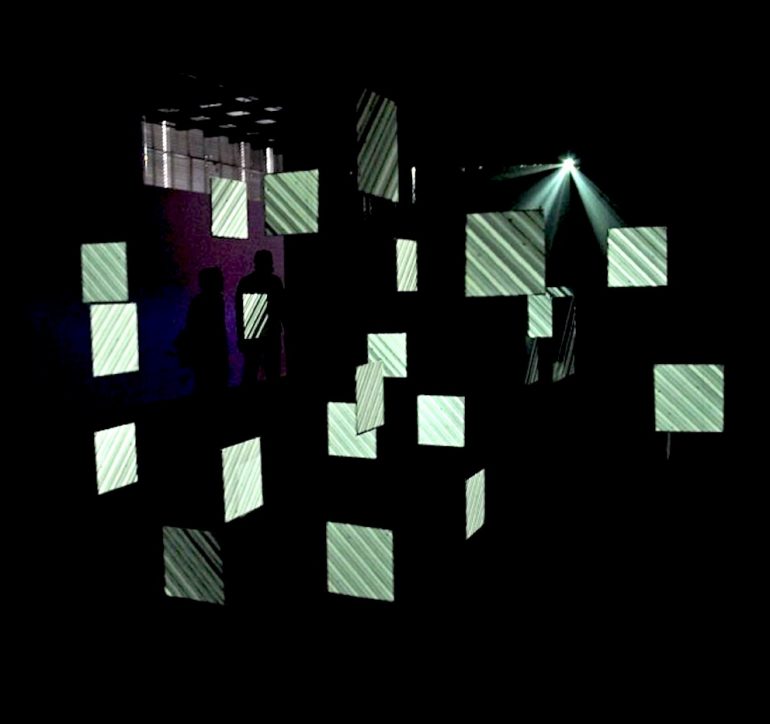 2010 | Flow | installation AV | projection volumétrique